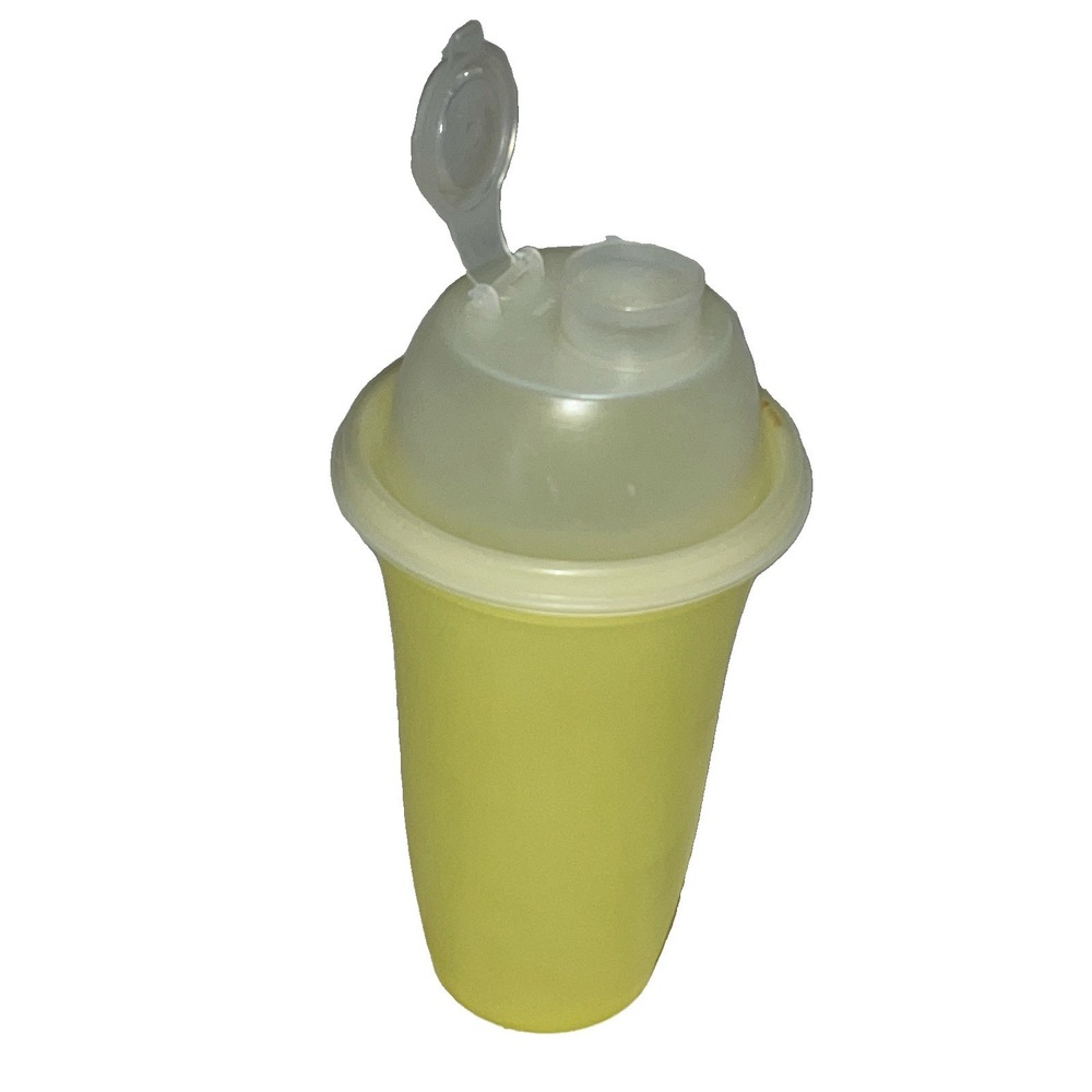 Vintage Tupperware Quick Shake Gravy Blender Shaker Yellow 2pc Set 844 564